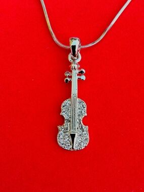 Silver Violin Pendant Necklace - Elegant Women's Jewelry